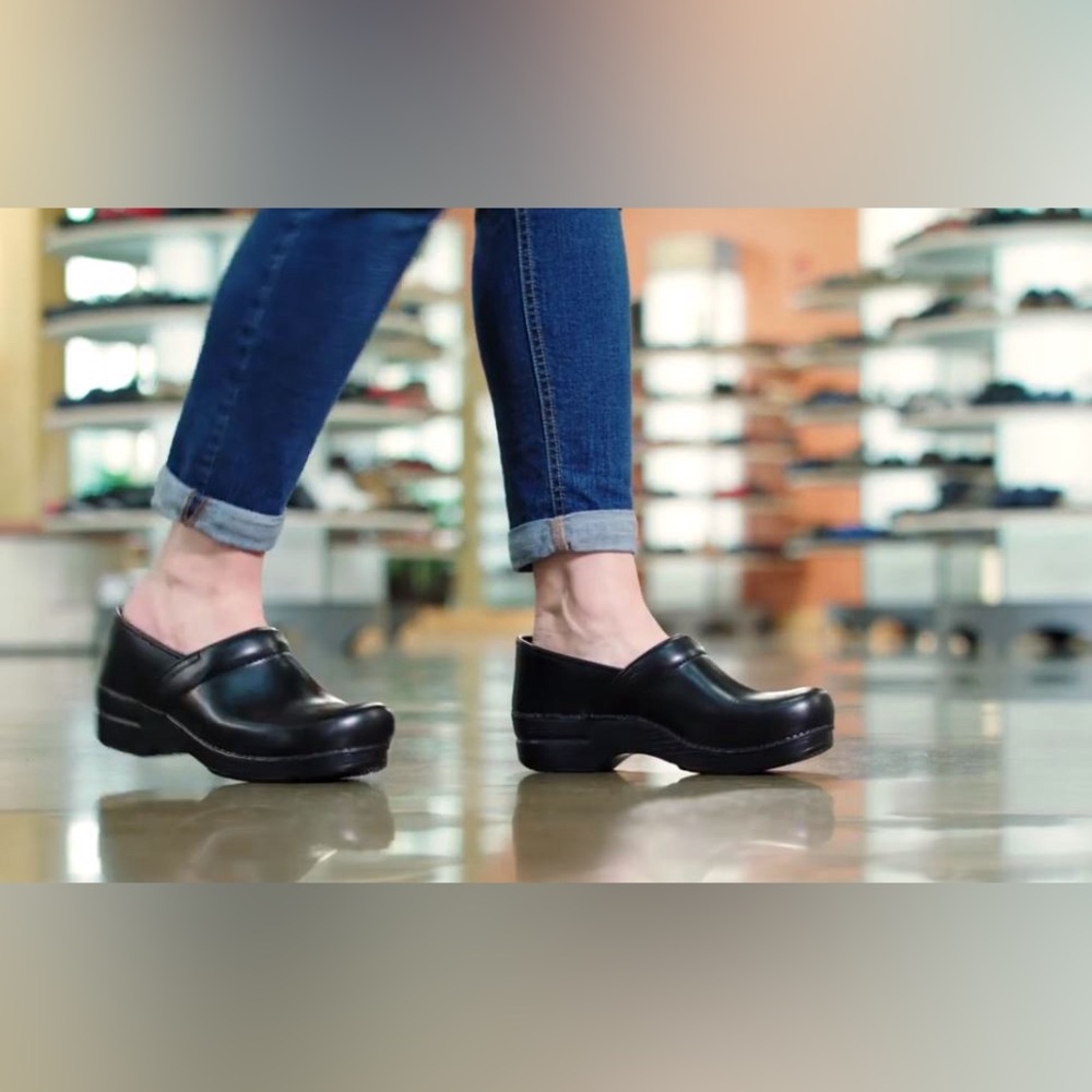 Dansko Black Leather XP 2.0 Professional Clogs Office Hospital Nurse Doctor